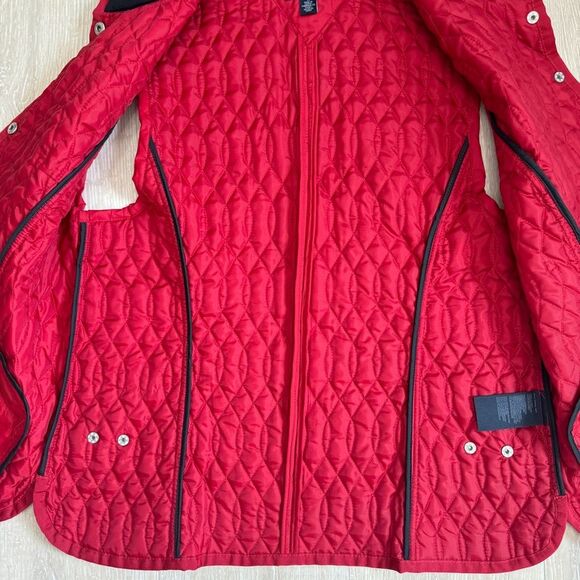 Tommy Hilfiger Womens Red Quilted Sleeveless Collared Button Down Vest size Med - Picture 9 of 12